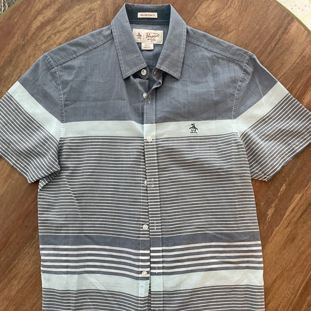 Men’s blue striped short sleeve button down - brand: Penguin